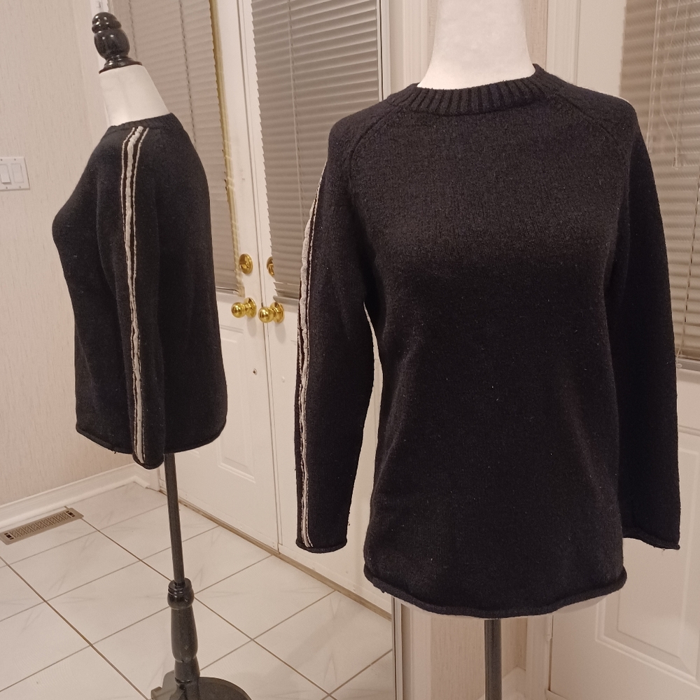 4/$30 Black Knit Sweater - Size XS